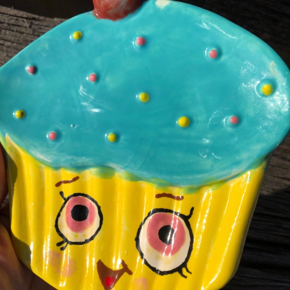 Shopkins Cupcake Queen handcrafted ceramic dessert plate Shopkin cutie🩵 - Picture 5 of 6